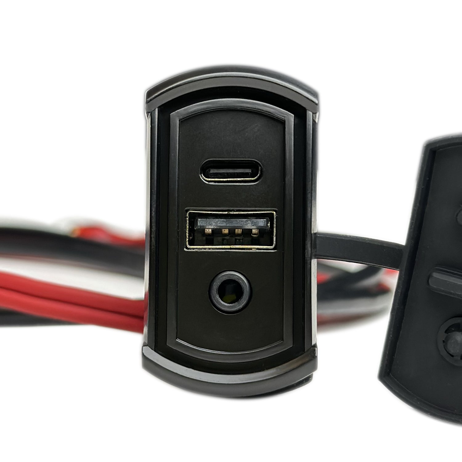 MB Quart PSAP-3S, Dash mounted plug for GMR-7 w/ USB, USB-C and 3.5mm