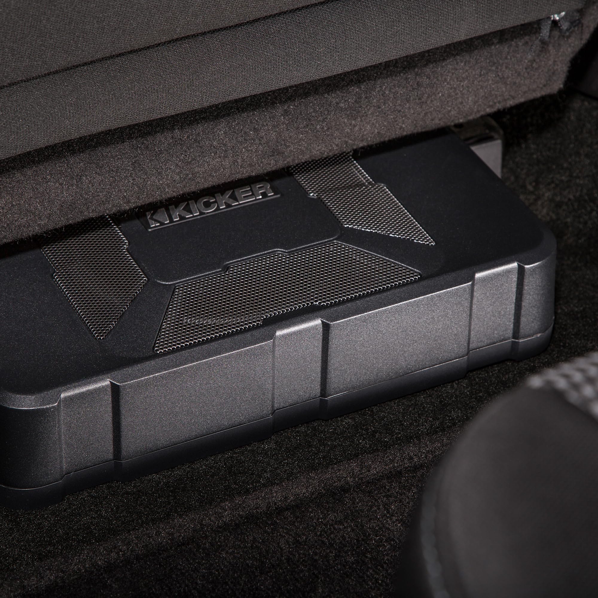 Kicker HS8, HS8 8" Hideaway Compact Powered Subwoofer (51HS8) (OB)