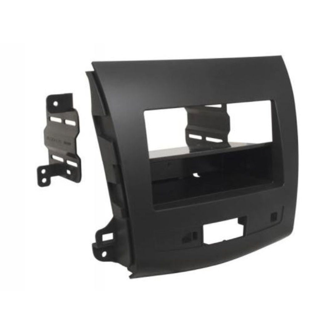 Scosche MI3015B, 2007-2013 Mitsubishi Outlander ISO Double DIN & DIN+Pocket Kit
