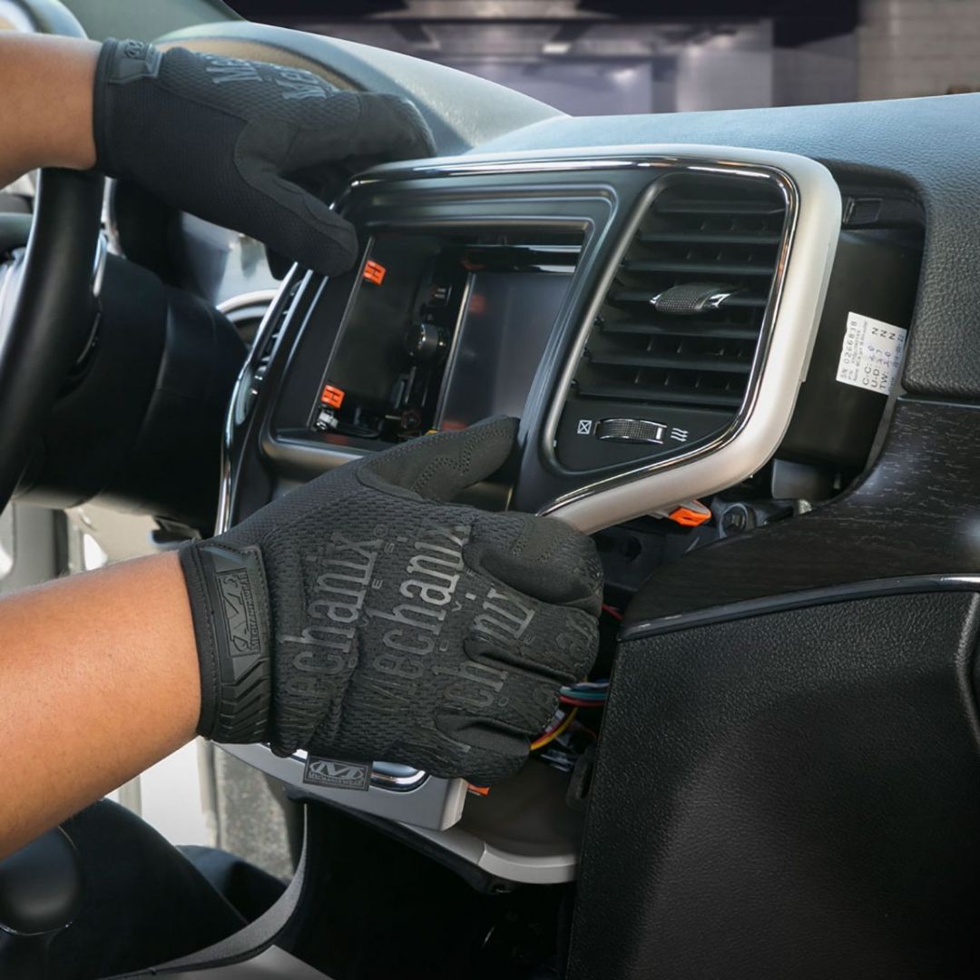 Scosche CR1309SB, Integrated Touch 2014-Up Jeep Grand Cherokee Dash Kit