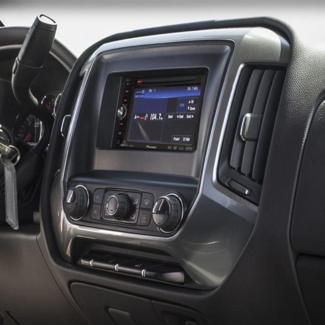 Scosche GM5211B, 2014-Up Chevrolet Silverado / GMC Sierra ISO Double DIN & DIN+Pocket Kit