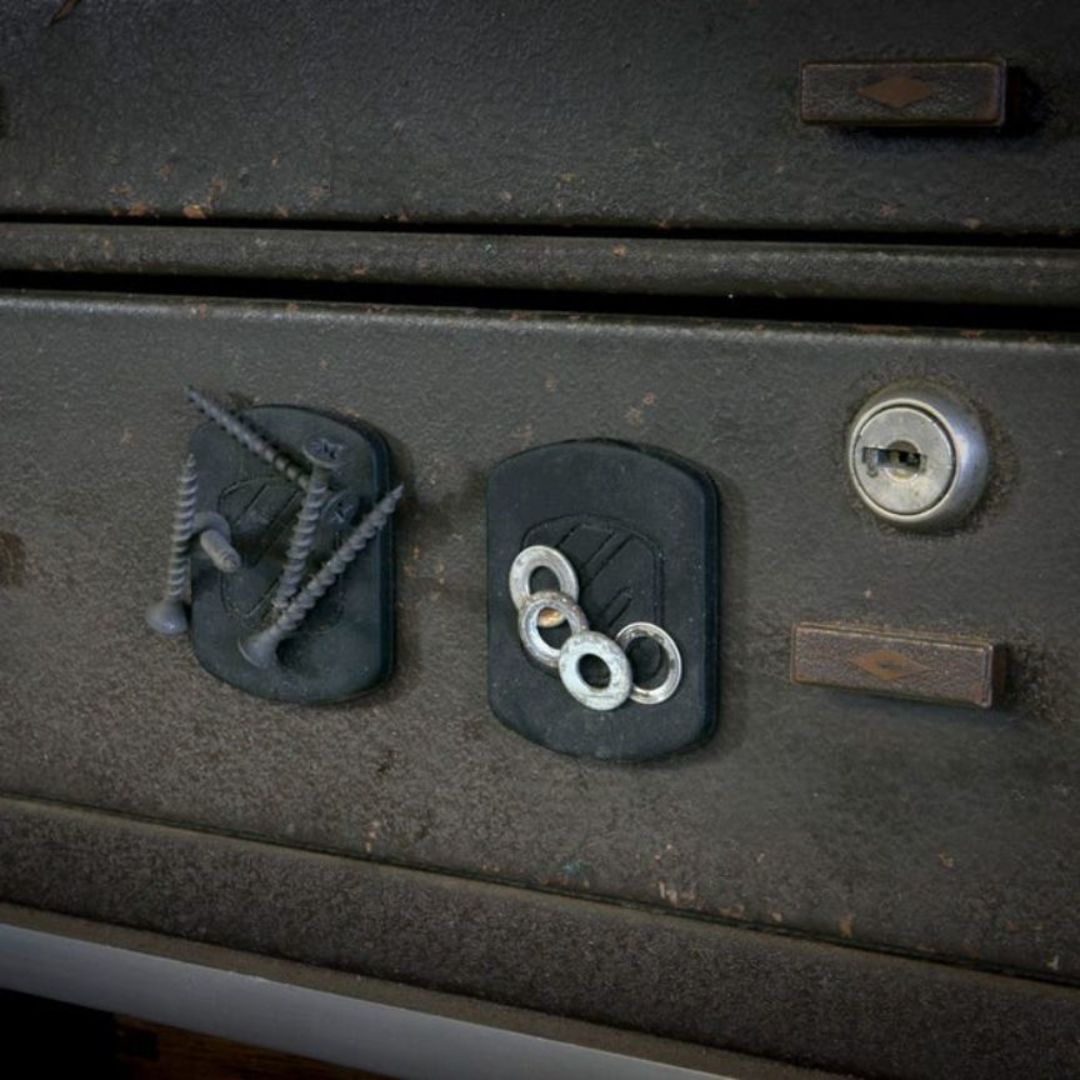 Scosche MS2I, Magic Mount Magnet Plus 2 Plates